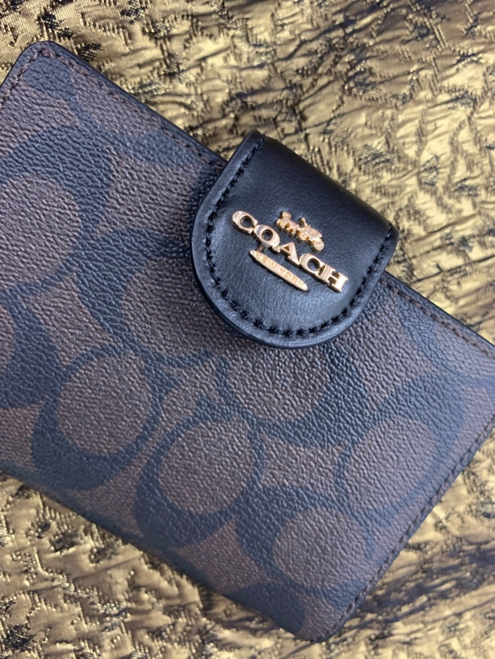 Coach Men's Brown and Black Signature Card Holder Wallet with Gold Logo - Picture 2 of 8